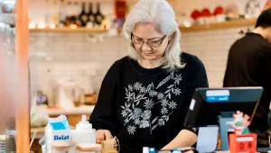 A kormány adócsökkentést tervez a kisvállalkozásoknak – jövő héten egyeztetés a kamarákkal