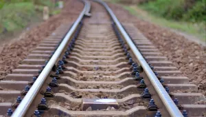 Új koncessziós beruházások, gyorsvasút a reptérhez és per az Európai Bizottság ellen – mozgalmas nap a kormányzati bejelentésekben