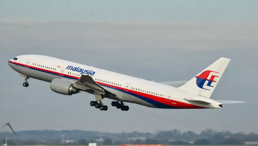 Újraindul az MH370 kutatása – több mint egy évtized után ismét nyomába erednek az eltűnt járatnak