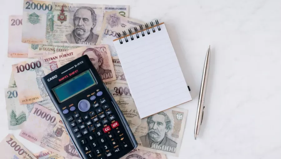 Új adók és szabályok 2026-ban – jelentős változások jönnek vidéken