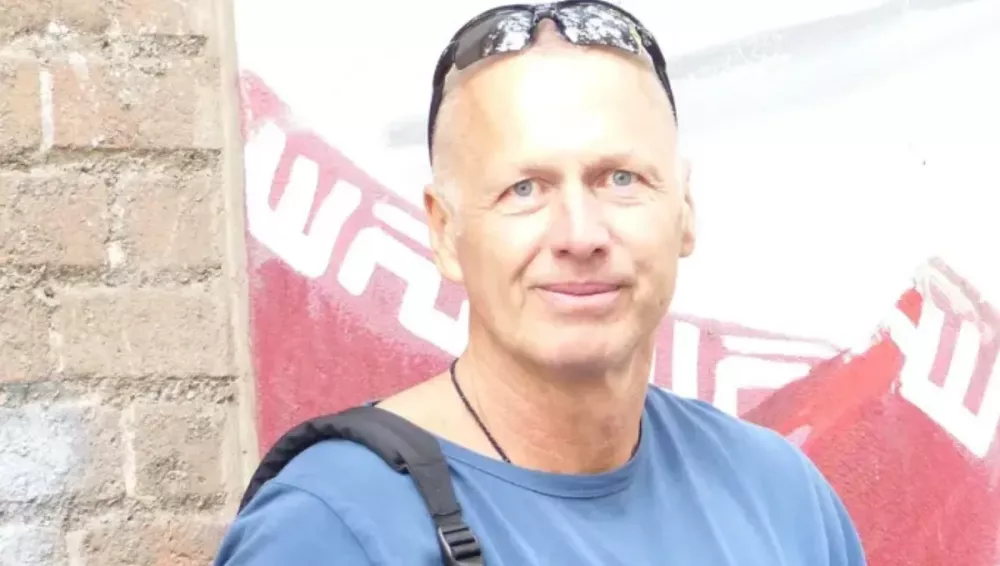 A háborún innen és a függönyön mögött II. rész 