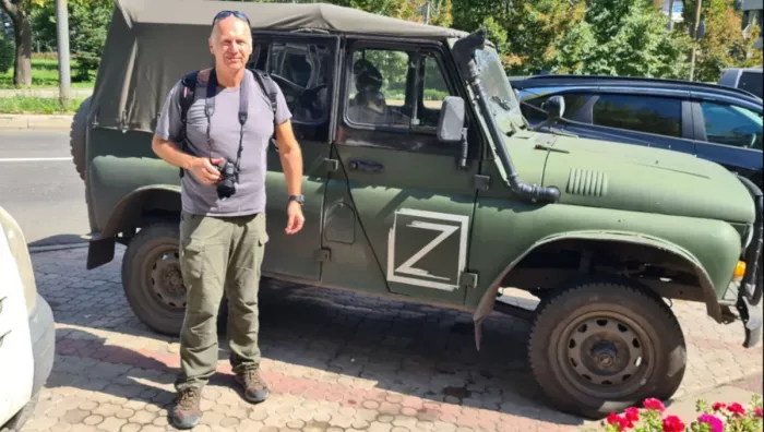 A háborún innen és a függönyön mögött III. rész