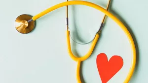 2026 február 24-én új, innovatív terápiát vezettek be a súlyos szívritmuszavarok kezelésére a Pécsi Tudományegyetem Szívgyógyászati Klinikáján, a Semmelweis Egyetem szakmai közreműködésével.