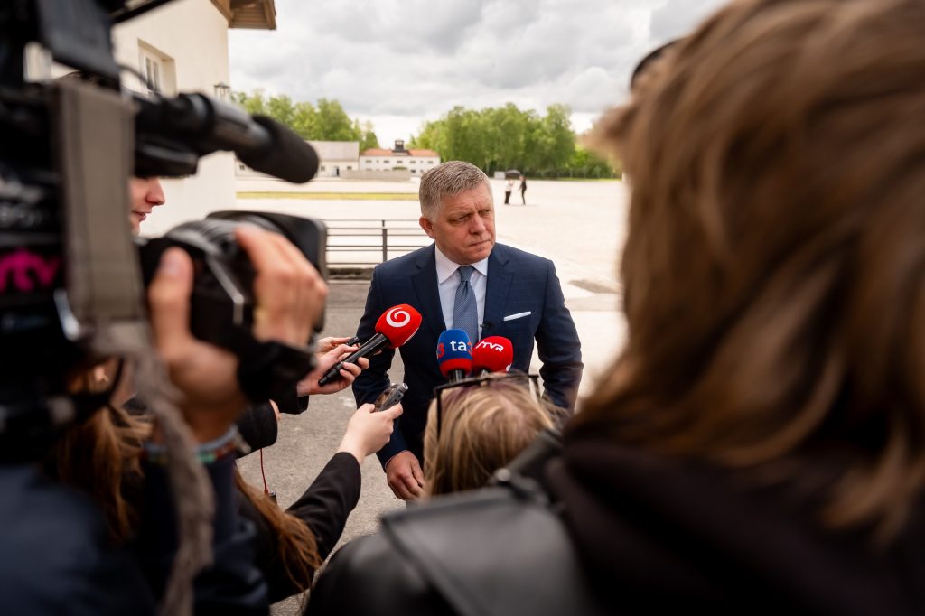 Robert Fico üzent Magyarországnak: Szlovákia kész segítséget nyújtani az energiaválság kezelésében Robert Fico üzent Magyarországnak: Szlovákia kész segítséget nyújtani az energiaválság kezelésében