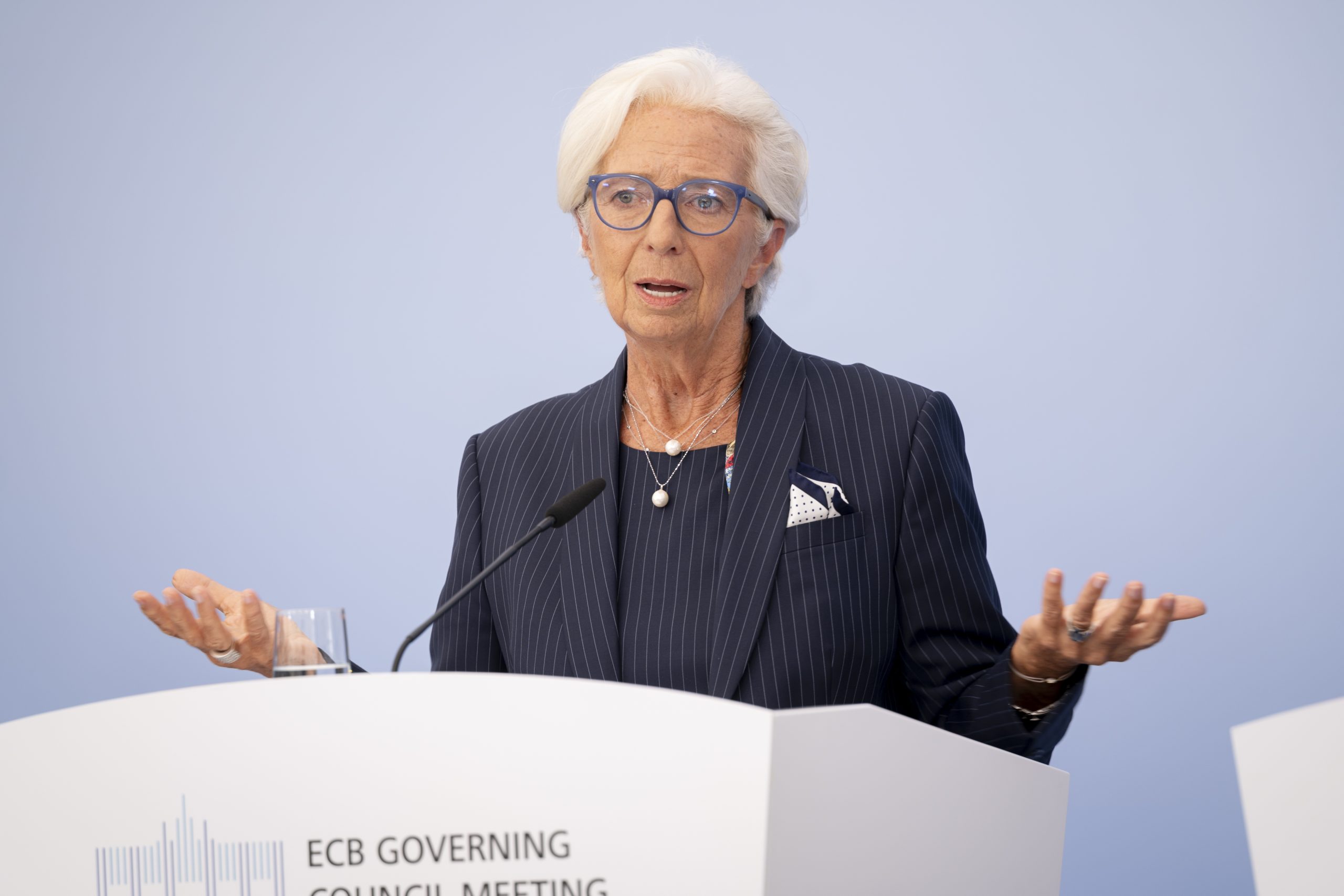 105 dollár fölé ugrott az olaj, kamatot emelt az EKB – Lagarde szerint sokáig velünk maradhat a magas infláció 105 dollár fölé ugrott az olaj, kamatot emelt az EKB – Lagarde szerint sokáig velünk maradhat a magas infláció