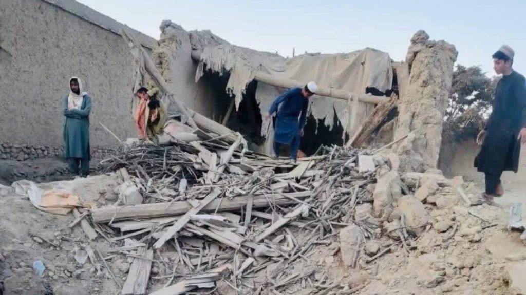Pakisztáni vadászgépek bombázták Afganisztánt, Kabul válaszcsapást helyezett kilátásba Pakisztáni vadászgépek bombázták Afganisztánt, Kabul válaszcsapást helyezett kilátásba