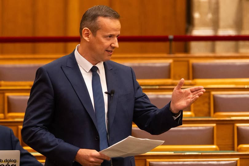 Kizárták Toroczkai Lászlót a parlament e heti üléséről Kizárták Toroczkai Lászlót a parlament e heti üléséről