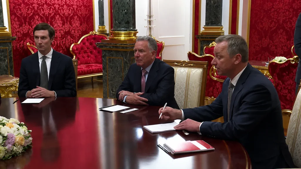 Putyin három napra leállíttatta a Kijev elleni csapásokat – megkezdődött a tárgyalás Witkoff-fal és Kushnerrel Putyin három napra leállíttatta a Kijev elleni csapásokat – megkezdődött a tárgyalás Witkoff-fal és Kushnerrel